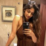 Priya Vadlamani Instagram - 🐽 . . . . . . #mirrorselfie #goodvibes #toagoodday