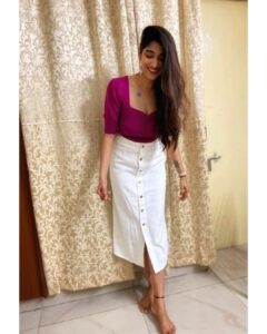 Priya Vadlamani Instagram - Turned 23 yesterday... it was such a happy day and I am so so grateful for my family and friends for making it so special. I love you guys so much..but yesterday I realised how blessed I was to have this lovely Instagram family.. I wish I could answer to all your wishes , please take this as a big thank you with a giant hug from me. I feel very blessed..🤍🤍
.
.
P.s - hardly clicked pictures yesterday and it felt all the more special 🙈
.
.
.
#happybirthdaytome #23 #blessed #toagreatday