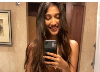 Priya Vadlamani Instagram - 🐽 . . . . . . #mirrorselfie #goodvibes #toagoodday