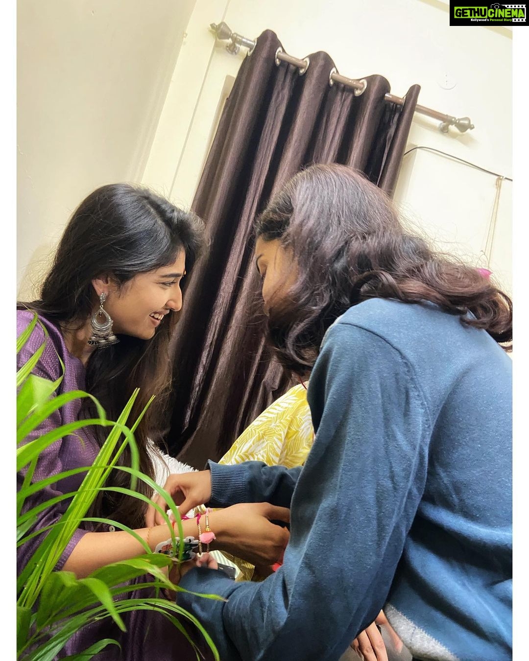 Priya Vadlamani Instagram - Too many blessings to be grateful about🤍✨ #rakshabandhan #sistersquad #grateful #alwaysandforever