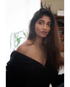 Priya Vadlamani Instagram - We are alike you and I
Two blue hearts stuck in our wrong minds, so can we make the most of out of no time ?
📸 @mighty_nightfury_