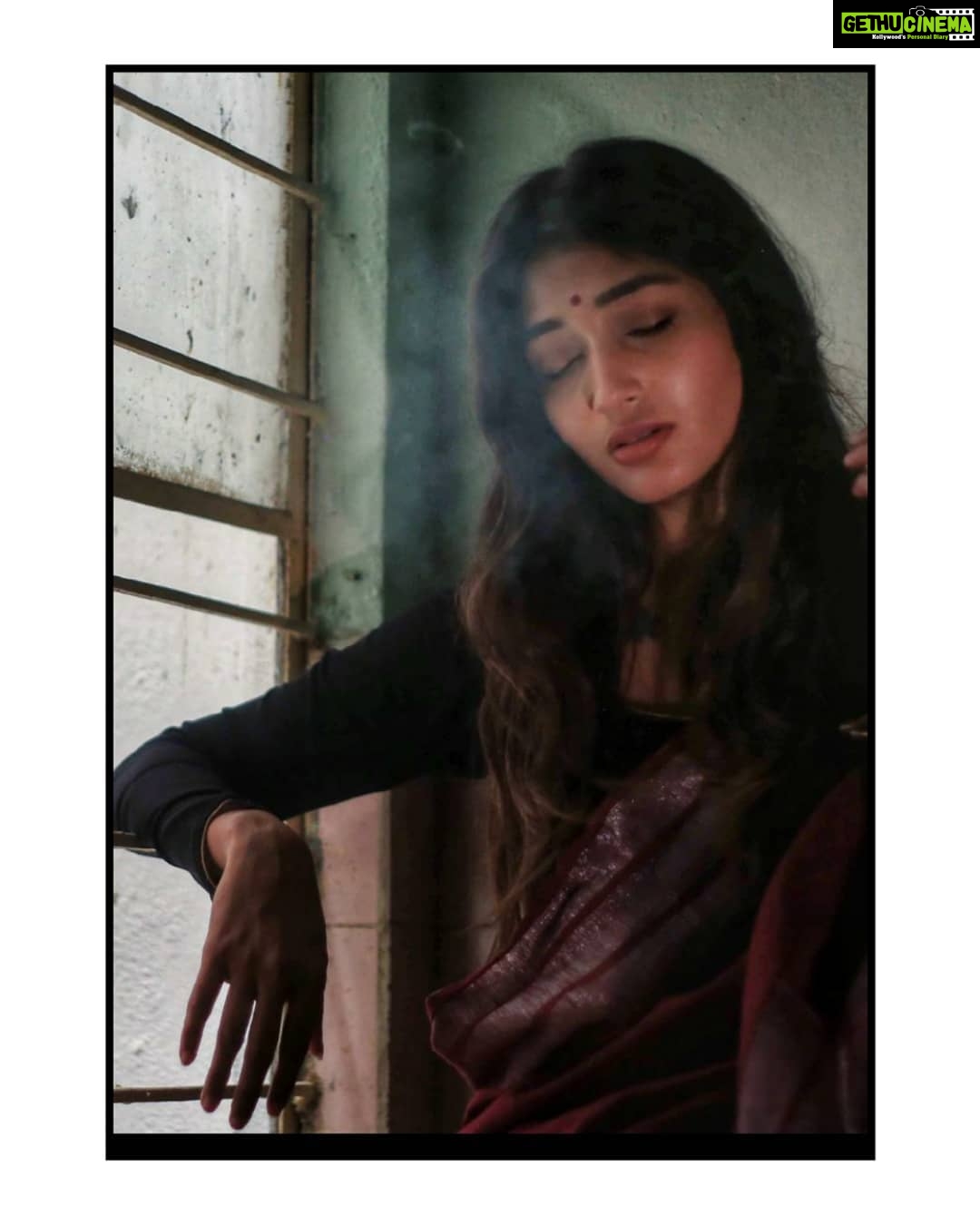 Priya Vadlamani Instagram - Seen you from afar. Wondered who you are. Wondered what you're like. Think you're just my type. 📸 @puranjanii
