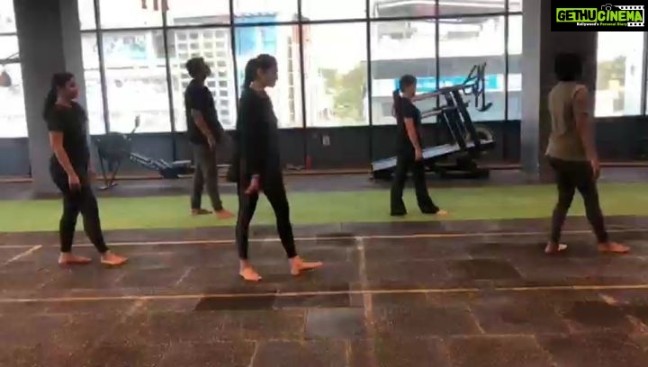 Priya Vadlamani Instagram - @tanzeelahmedd thank you for finally taking contemp class after me nagging for almost two years😛🙈 I am horribly rustic, I lost my balance but this was so much fun. Thank you ❤ MultiFit Jubilee Hills