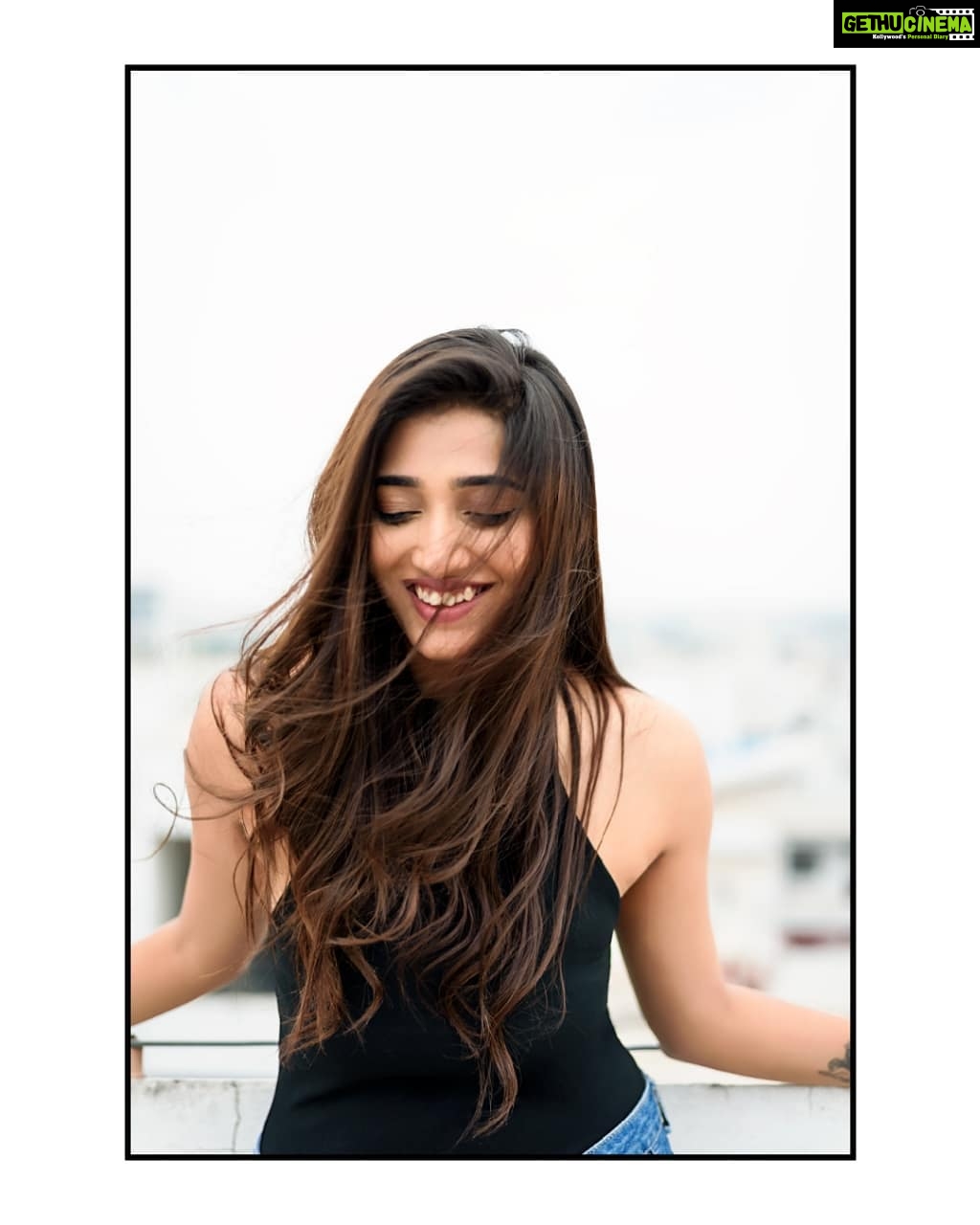 Priya Vadlamani Instagram - 📸 @kalyanyasaswi