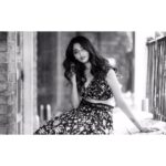 Priya Vadlamani Instagram - 🌑 . . Photographed by @anuragkamilla Outfit by @nishbynikita Jewellery by @tahoorkoreen Styled by @bhargavi.kallam Assisted by @susmitha_p Makeup by @makeupbyshravyashetty Hair by @durga18121313 . . #photooftheday #blackandwhite #fairydust #livelovelaugh Absolute Freedom