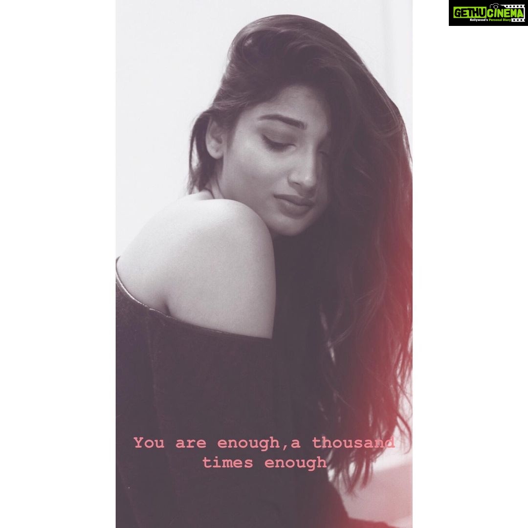 Priya Vadlamani Instagram - You are enough, a thousand times enough🍂 . . . 📸 @i_ak_photographer #photooftheday #livelovelaugh #fairydust #vibes