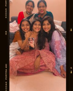 Priya Vadlamani Instagram - Love, Light and Happiness 💛