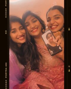 Priya Vadlamani Instagram - Love, Light and Happiness 💛