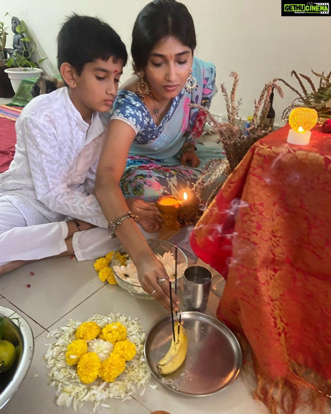 Priya Vadlamani Instagram - Andariki vinayaka chaturthi subhakanshalu 💫💫