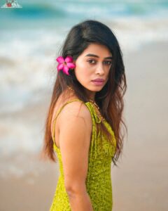 Priyanka Ruth Instagram - No matter what people think of you, always keep singing your own song🤞🤞🤞
.
.
📸@karma_beginz 

#chennaiphotographer #instagood #instadaily #instamood #keepsmiling #thinkpositive #keepgoing #saipriyankaruth