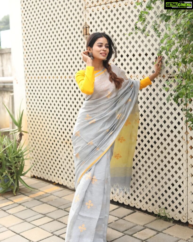 Priyanka Ruth Instagram - Learn to trust the journey, even when you do not understand it . . . @sharada.shivaji #instagood #instgram #instadaily #instamood #postivevibes #bepositive #behappy #saipriyankaruth
