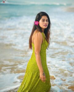 Priyanka Ruth Instagram - No matter what people think of you, always keep singing your own song🤞🤞🤞
.
.
📸@karma_beginz 

#chennaiphotographer #instagood #instadaily #instamood #keepsmiling #thinkpositive #keepgoing #saipriyankaruth