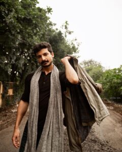 Priyanshu Painyuli Instagram - Wait, I’ll take time to get ready for 2022. 

Pic : @shivajisen 
HMU: @rahul.makeupandhair