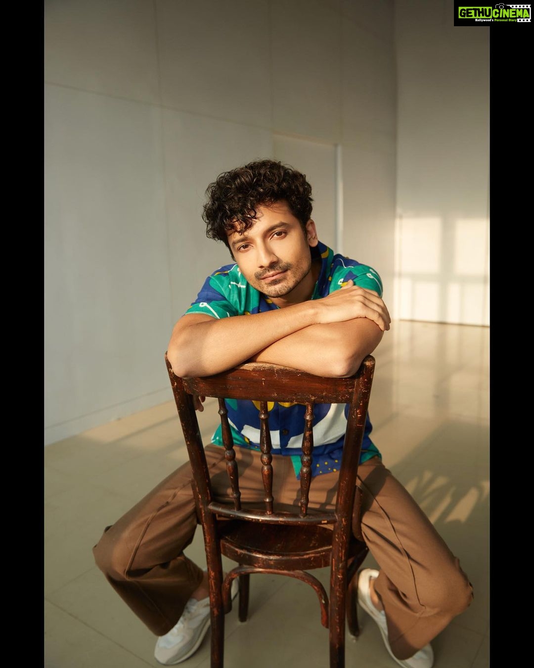Priyanshu Painyuli - 2.3K Likes - Most Liked Instagram Photos