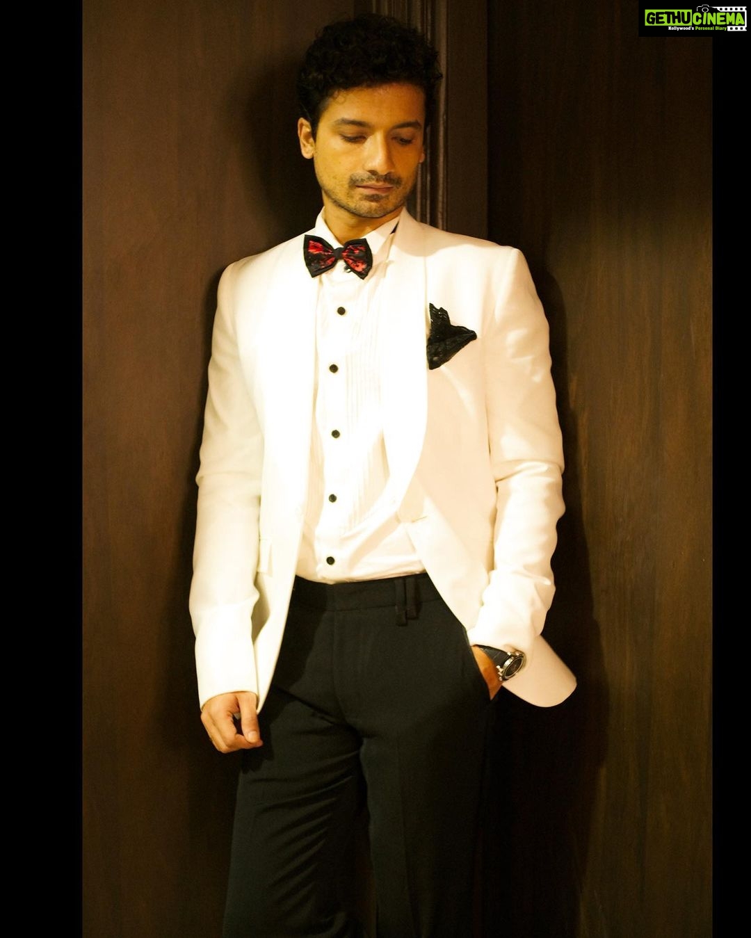 Priyanshu Painyuli - 1.9K Likes - Most Liked Instagram Photos