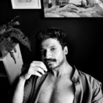 Priyanshu Painyuli Instagram - Caption please.. 🤨 #blacknwhitepic #picoftheday