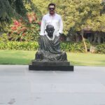 R. Sarathkumar Instagram - An inspiration to the world propagating the message of non violence started here on the banks of Sabarmati River ,the ashram which was established in 1915 in Kochrab area in Ahmedabad and later moved to the banks of the river in June 1917. The father of the nation lived here from 1917 to 1930, and it was here that his historic Dandi March evolved. It was an experience to visit the ashram and feel the peace around #sabarmatiashram #tourism #nonviolence #peace