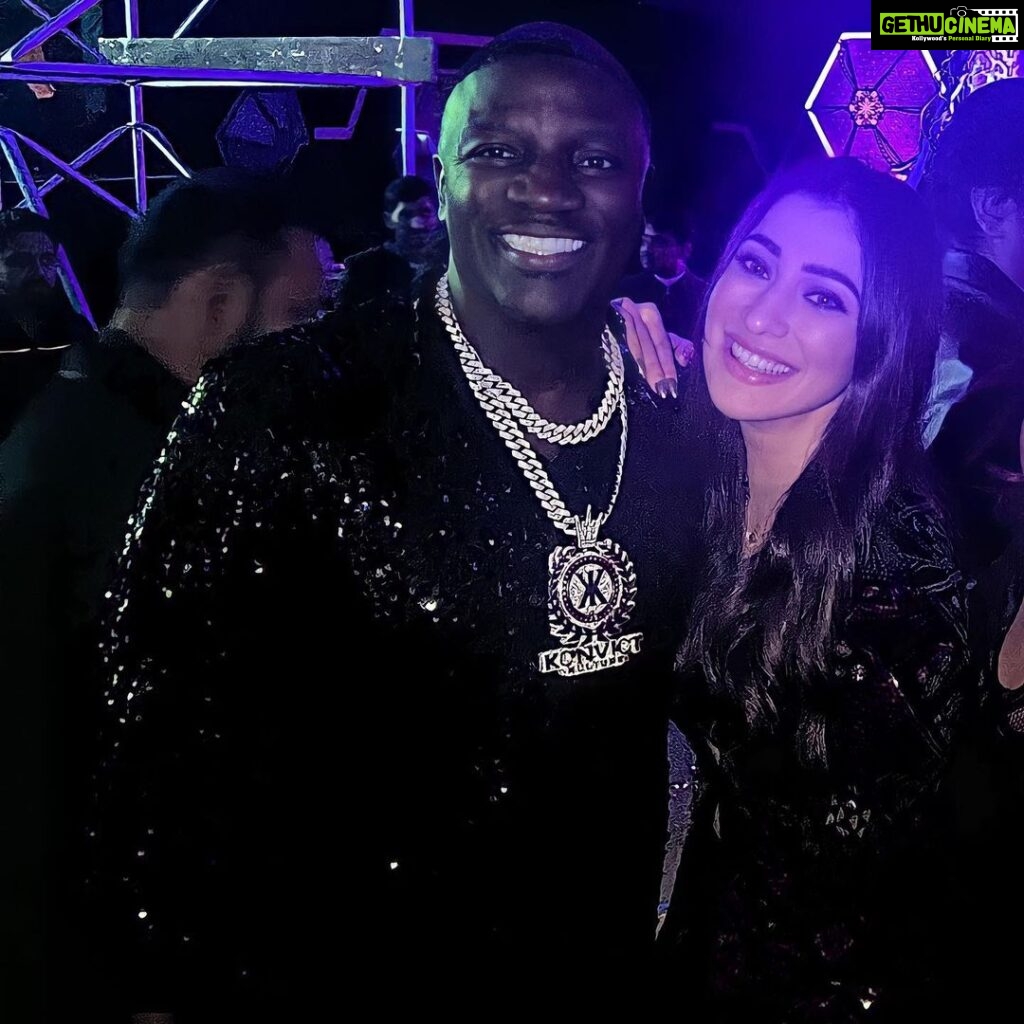 Raai Laxmi Instagram - lovely seeing u again after 3 years of pandemic ! Welcome back 💫🤝🥳 @akon