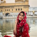 Raai Laxmi Instagram - Memorable One🥰❤️ #WaheGuruJi 🙏 Golden Temple Amritsar Punjab India