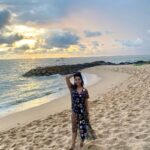 Raiza Wilson Instagram - #sunandsand ☀️