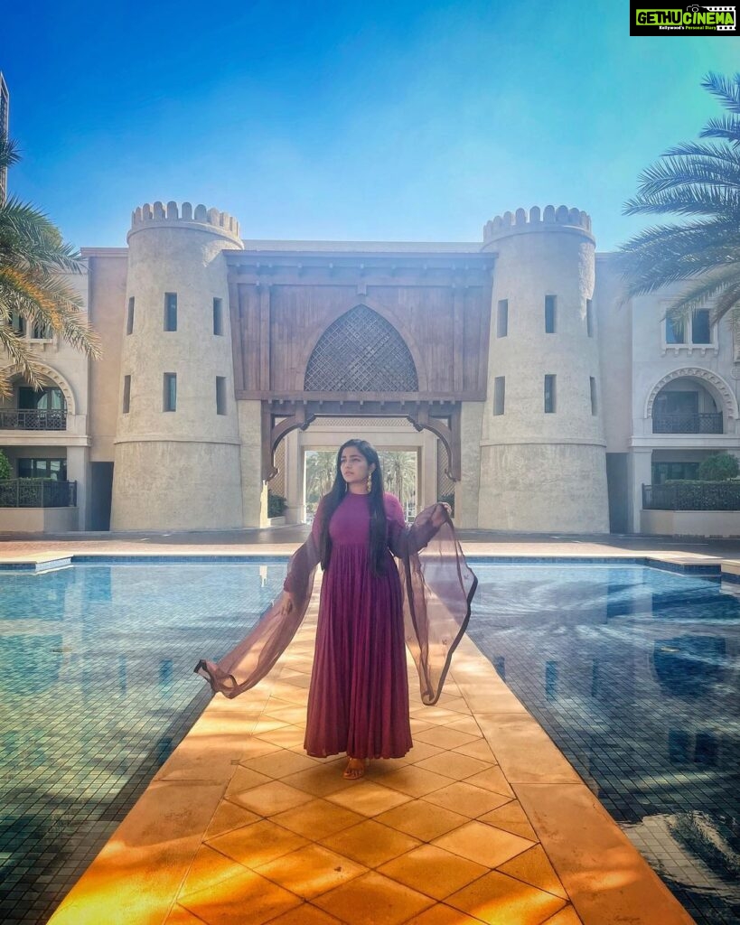 Rajisha Vijayan Instagram - Arabian dreams 💜 @saltstudio x @amrapalijewels Palace Downtown