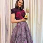 Rakul Preet Singh Instagram – Drama , bling and award 💕💕