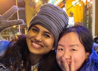 Ramya Pandian Instagram - Season of joy in the city of Hà Nội… @touronholidays @oneaboveglobal #rpvacays #vietnam #nightmarket #streetfood Hanoi Night Market