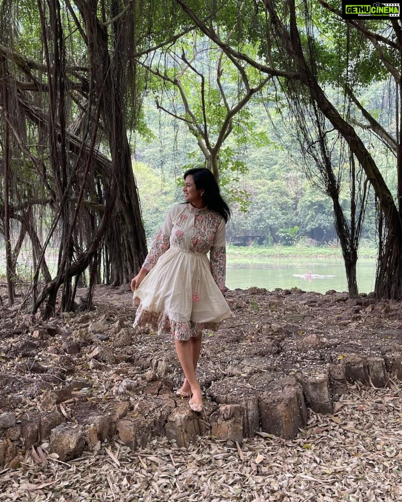 Ramya Pandian Instagram - Mighty mountains, caressing of the winds, sounds of water - a refreshing day in the country side 🤍 #vietnam #rpvacays #nature #countryside @touronholidays