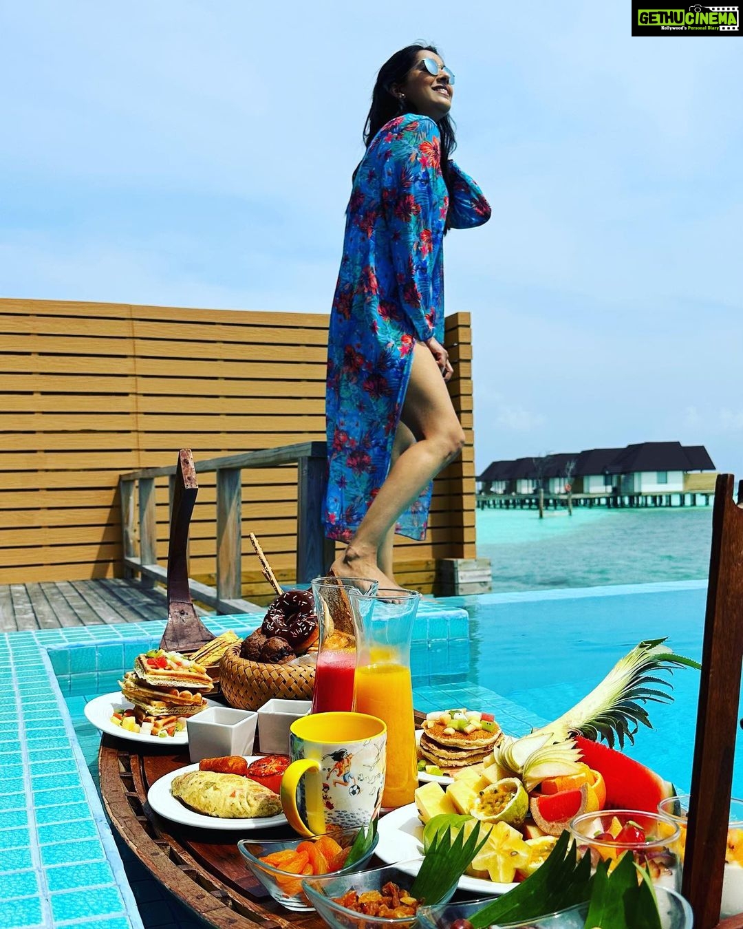 Rashmi Gautam Instagram - This is how your 1st international trip after 2020 feels like #blue #sunseasandsky #floatingbreakfast #rashmigautam