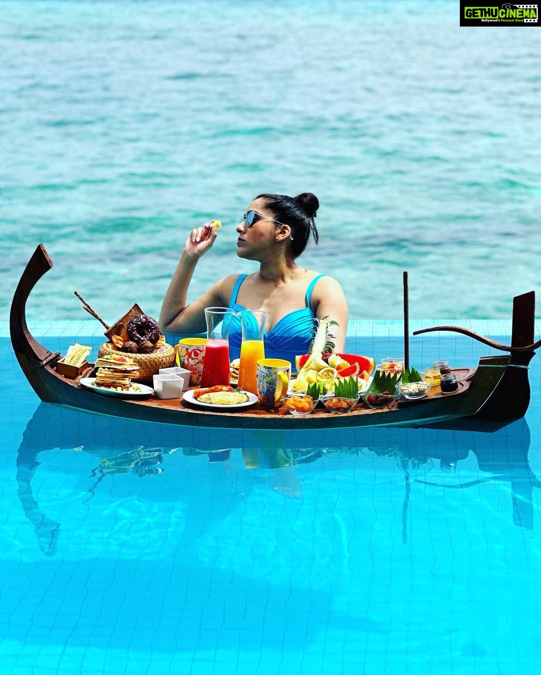 Rashmi Gautam Instagram - This is how your 1st international trip after 2020 feels like #blue #sunseasandsky #floatingbreakfast #rashmigautam