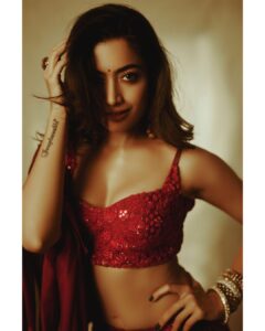 Rashmika Mandanna Instagram - Let’s slowly start getting back to business now.. ❤️