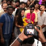 Raveena Ravi Instagram - Super happy and excited to be a part of this ‘dream’ project #maamannan ! ❤️ Thrilled to be there on sets on thalaivan #Vadivelu sir’s bday! 🙏🏻😍 #HBDVadivelu ❤️ #VadiveluForLife @mariselvaraj84 #fafa #FahadhFaasil @udhay_stalin @keerthysureshofficial @arrahman Salem, India