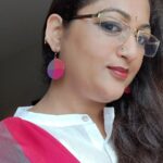 Rekha Krishnappa Instagram - Beauty lies in eyes of the beholder ... Different types of jewelry from @srushtiscraftandcreations Browse into the page for more designs and elegant jewellery sets Thanks for these lovely matching earrings @srushtisringeri #terracottajewelryforsale #Handmadequotesboard #Marriagegifts #birthdaygifts #babyshowergifts #embroiderygifts #handmadefabric #handmadejewelry #handmadeearrings #terracotta #terracottajewellery #embroideryearrings