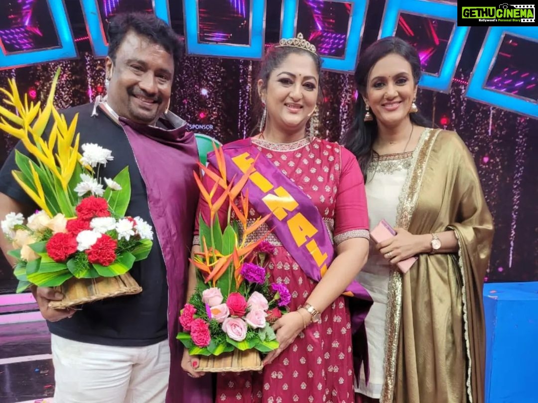 Rekha Krishnappa Instagram - Heyyyyyy we are now 6 th finalists ... Waiting to play in finals.... β€οΈβ€οΈ Thanks for the whole team and our lovely participants and my love to all my fans... For believing in us... ππ Those who have not watched today please watch in Disney hotstar for semifinals episode.... Haaaa.... it was so tough games... Hats off to our team who plans the games it's fun and at the same time it's so tough to play... Life teaches us different lessons at different stages but these games teaches us to not give up till the end... π€©π€© So watch till the end... Next is finalsssssss... Watch out for the timings #mmc #mrandmrschinnathirai #couplegoals #vijaytvshow #vijaytv Chennai, India