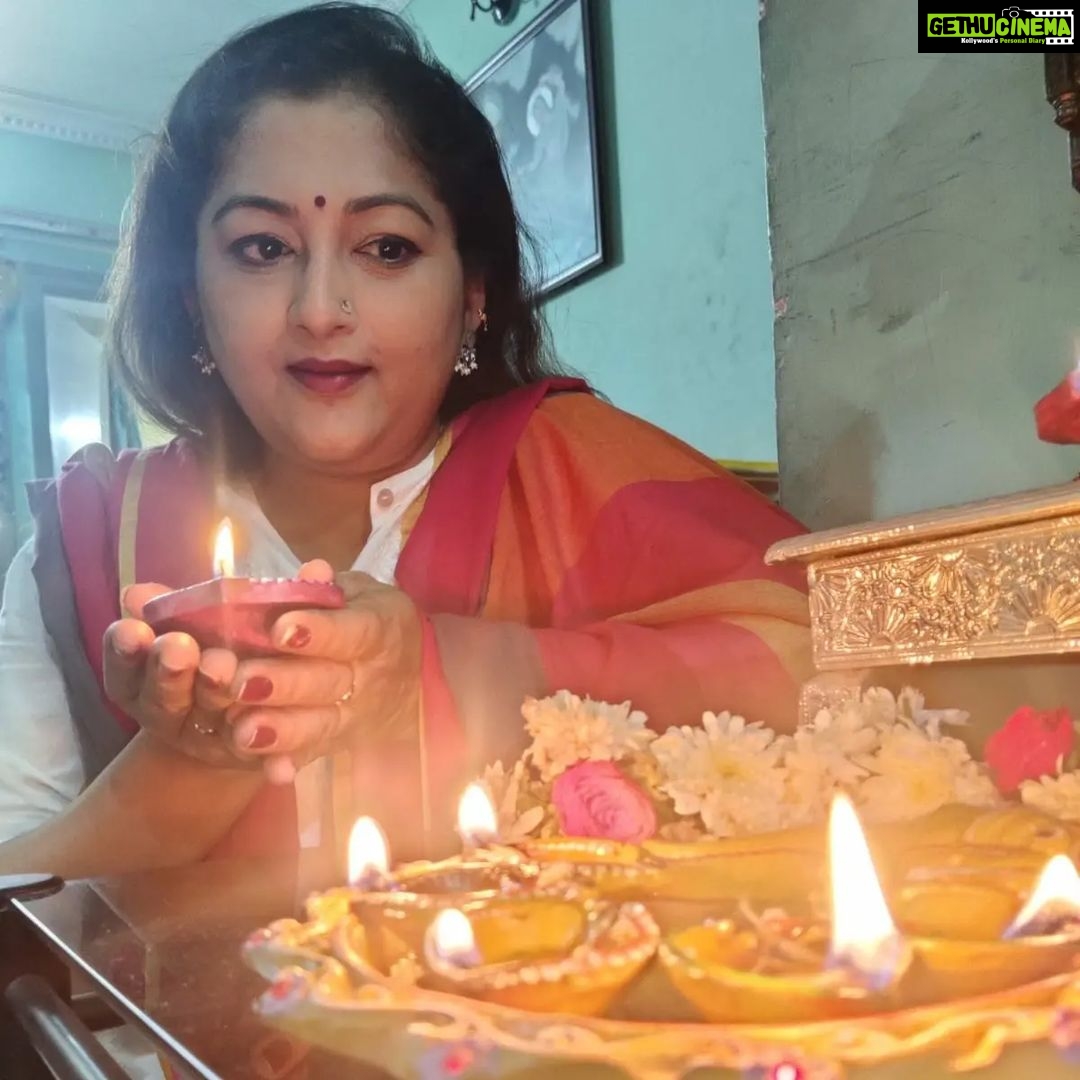 Rekha Krishnappa Instagram - @Deepawali celebration . . . #deepavali #diwali #diwalispecial #diwali2022 #diyas #festivities #festivewear #festiveseason #festivalathome