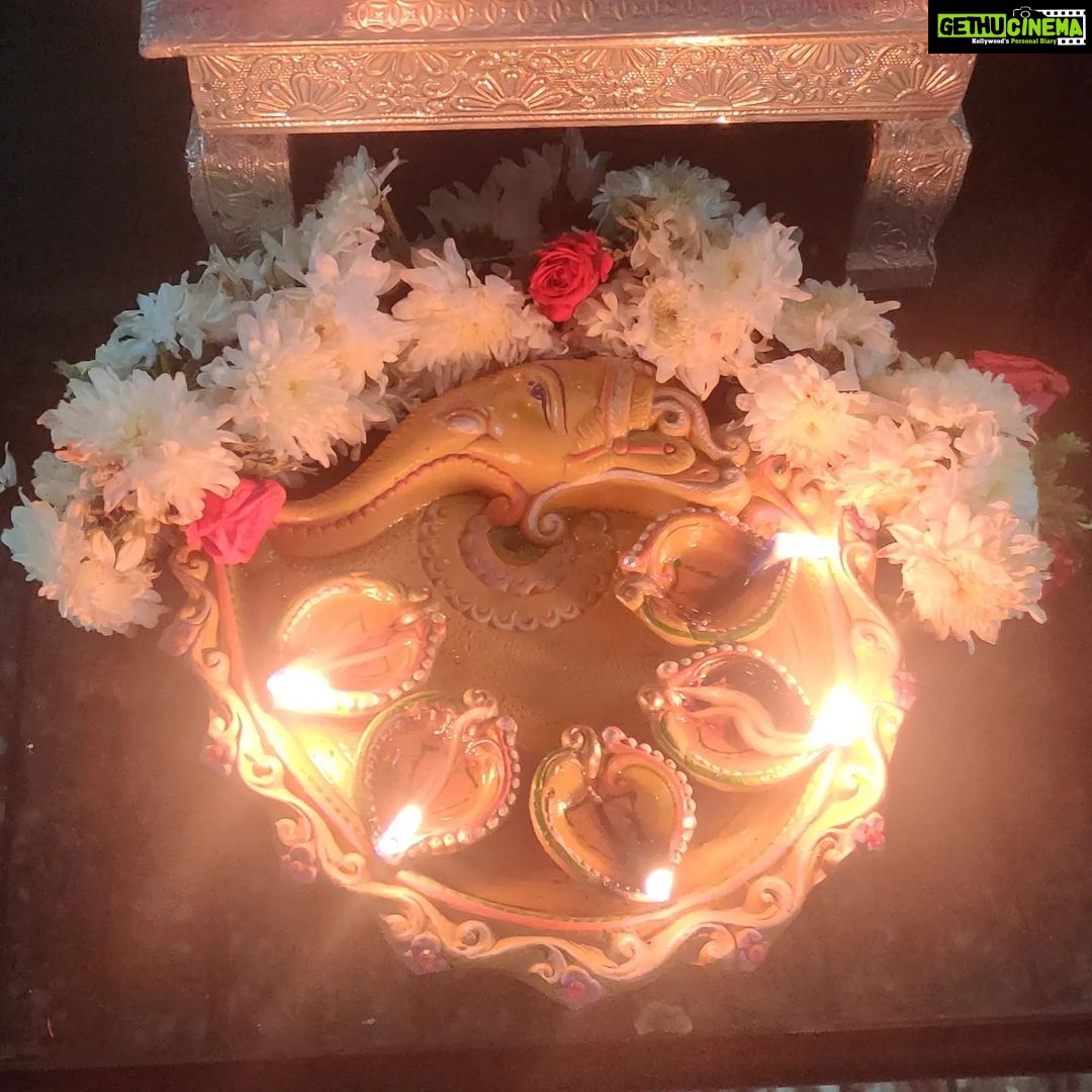 Rekha Krishnappa Instagram - @Deepawali celebration . . . #deepavali #diwali #diwalispecial #diwali2022 #diyas #festivities #festivewear #festiveseason #festivalathome