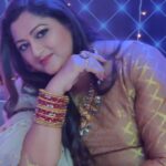 Rekha Krishnappa Instagram - Focus on the bangles , beautiful and elegant customised for any attire @nfb_creationz Thank you so much for these bangles fit me perfectly fine... 💕 . . . #designerbangles #silkthreadbangles #threadbangles💙💜 #sareematchingbangles Chennai, India
