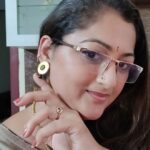 Rekha Krishnappa Instagram - Beauty lies in eyes of the beholder ... Different types of jewelry from @srushtiscraftandcreations Browse into the page for more designs and elegant jewellery sets Thanks for these lovely matching earrings @srushtisringeri #terracottajewelryforsale #Handmadequotesboard #Marriagegifts #birthdaygifts #babyshowergifts #embroiderygifts #handmadefabric #handmadejewelry #handmadeearrings #terracotta #terracottajewellery #embroideryearrings