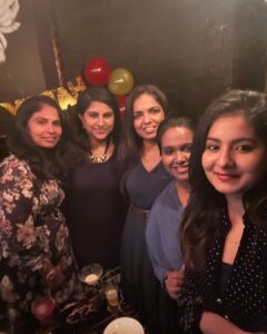 Reshmi Menon Instagram - Happy birthday day day dayyyyyy to you !!!! Fun night with the best ❤️