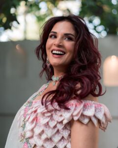 Richa Chadha Instagram - #Photodump from the most memorable, magical, crazy week of my life. 🐻with me. Felt beautiful in @rahulmishra_7 🦋Have followed and loved him since Masaan promotions. Kind soul, going global with a gentle heart…🫀TY for the art I wore. 
Scroll to see the lehenga in it’s full glory. Felt happy. 
Soft make up, soft curls by @harryrajput64 , styled by @anishagandhi3 @rochelledsa ❣️hair help @gurmukh_singh07.  This was the happiest day. 
#riali so grateful 🫀🫶🏽happy that families met, danced, ate, hugged and laughed together. 🧿🥰