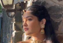 Ritika Singh Instagram - Bts from this shoot 💛💫✨ #goldenhourmagic
