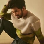 Rohit Suresh Saraf Instagram - Sweater weather 🥰 not in Bombay tho.. Photos by @sheldon.santos Styled by @saloniparekh__ Asst by @jaineeebheda Hair by @styled_by_tanik Make up by @imtiaz_makeup Managed by @kimberley.fernandes