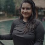 Roshna Ann Roy Instagram - Water babe 🙈vibes-“👌🤞🏾✌🏽 Happiness is about making your own waves”🏊🏼‍♀️🏊🏼🌷…. 🎥 : @arun_sathyan_n Cuts : @_lobie LoC : @morickapresort #kerala #moricapresort #instagram #reels #switzerlandofkerala #wynad #naturephotography