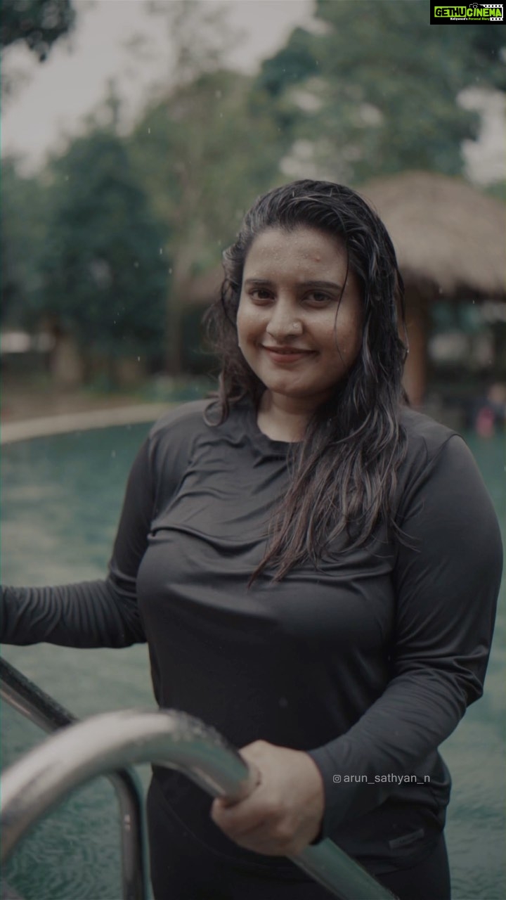 Roshna Ann Roy Instagram - Water babe 🙈vibes-“👌🤞🏾✌🏽 Happiness is about making your own waves”🏊🏼‍♀️🏊🏼🌷…. 🎥 : @arun_sathyan_n Cuts : @_lobie LoC : @morickapresort #kerala #moricapresort #instagram #reels #switzerlandofkerala #wynad #naturephotography