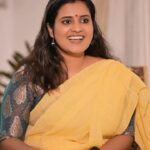 Roshna Ann Roy Instagram - Am so much excited to share this!!! Recreating “ അഴിച്ചു വിട്ട പത്‌മക്കോഴി...” And dedicating this to the entire team of “PADMA” especially @anoopmenoninclusive & @surabhi_lakshmi “ 🌷🌹 അനൂപേട്ടാ സുരഭിചേച്ചീ ,തെറ്റുകൾ ഉണ്ടേൽ ക്ഷമിക്കണം 🙏🏻🙏🏻🙏🏻 ഇതു പത്മ "ക്കു വേണ്ടി എന്റെ വക ❤ 🤎അപ്പൊ എങ്ങനാ ജൂലൈ 15നു പത്മ കാണാൻ പോവാം ല്ലേ....????? nd thank u somuch 📽️@pranavcsubash_photography , Edit: @abhishek.g_a Assist : @prabhashckrishna Audio: @mr.attitu_d for this Great Work " ♥️ #padmamalayalammovie #anoopmenon #surabhilakshmi #surabhi #pathmamovie #പത്മ #july15 #malayalammovie #reelskerala #dialoguereels #actress #roshnaannroy #actress #instareels #reelsvedio #malluactress #malayalammovies #keralagirls #reelsinstagram #instagram