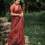 Roshna Ann Roy Instagram - 🤎 Team 📸 : @vibinraveendhran_ Costume : @klumbyprajinajaanaki Jwells : @inikacollections Mua : @aiswaryasmakeover