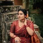 Roshna Ann Roy Instagram - 🤎” … 📸 : @vibinraveendhran_ Costume : @klumbyprajinajaanaki Jwells : @inikacollections Mua : @aiswaryasmakeover