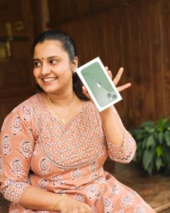 Roshna Ann Roy Instagram - Updated 💚