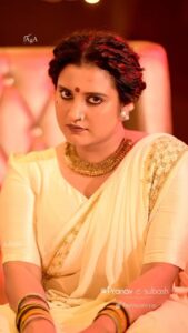 Roshna Ann Roy Instagram - PART - 1 Kehte hai Kamathipura mein kabhi Amavas ki raat nahi hoti…