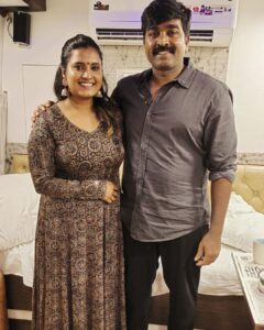 Roshna Ann Roy Instagram - 🖤 എന്റെ അവസാന release 2020/feb 21 നു പുറത്തിറങ്ങിയ 